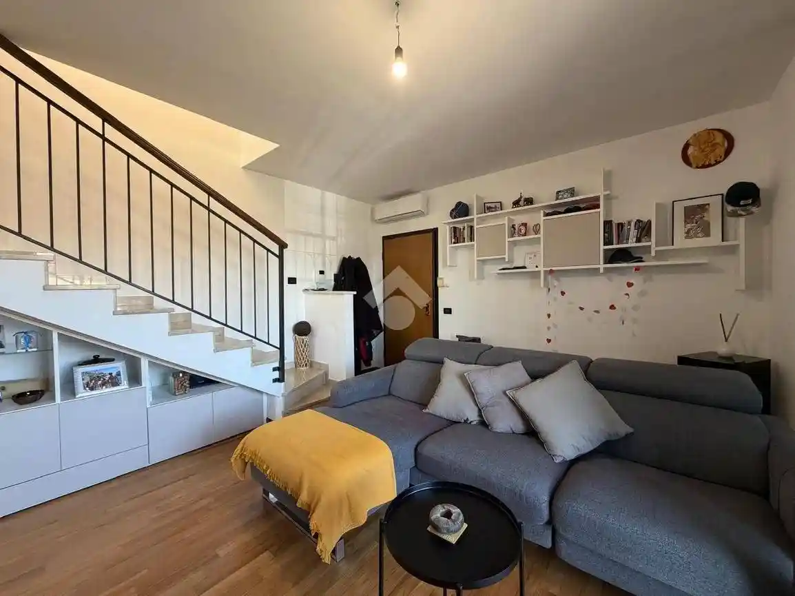 Appartamento in vendita a Mediglia