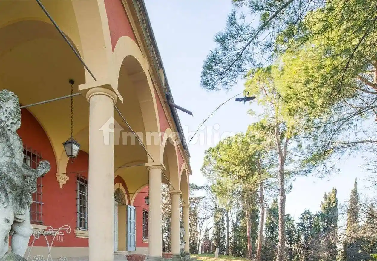 Villa in vendita a Zola Predosa