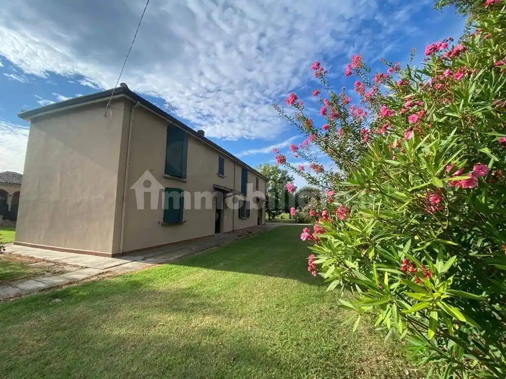 Villa in vendita a Argenta