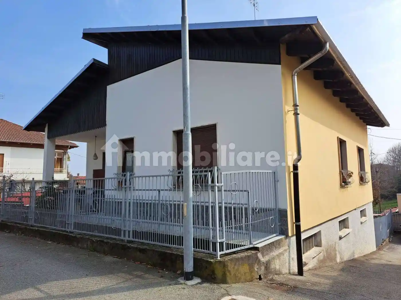 Villa in vendita a Verzuolo