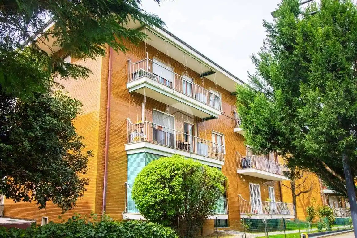 Appartamento in vendita a Garbagnate Milanese