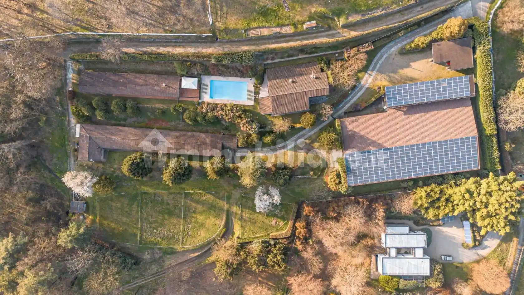 Villa in vendita a Nebbiuno