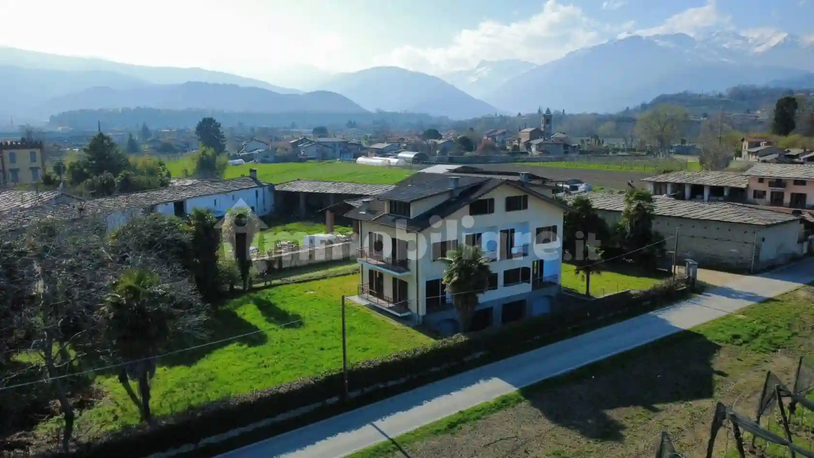 Villa - foto 2