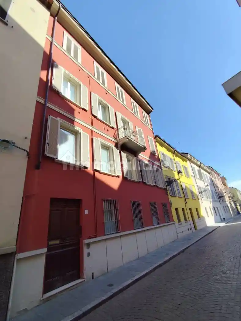 Appartamento in vendita a Parma