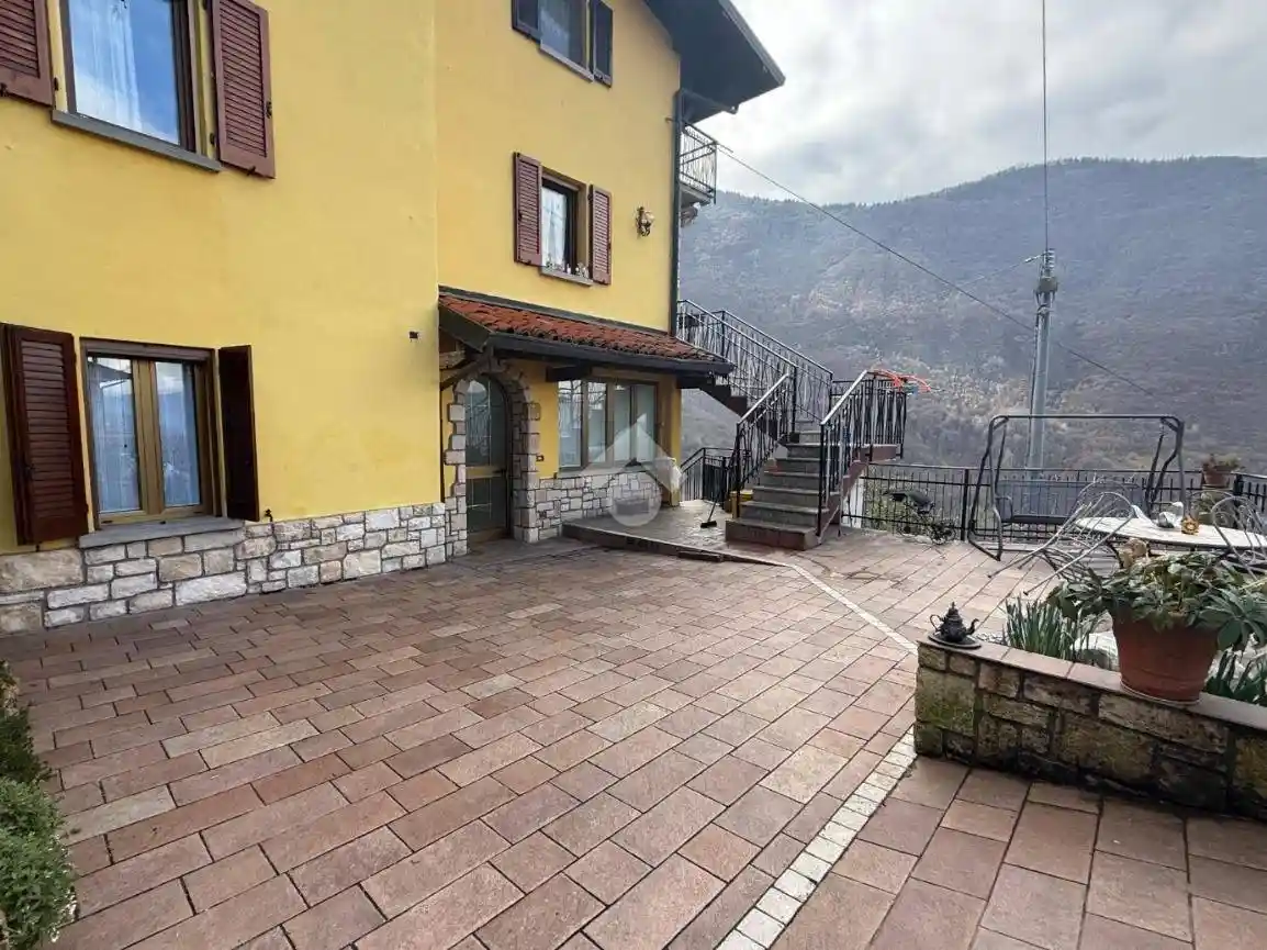 Appartamento in vendita a Pisogne