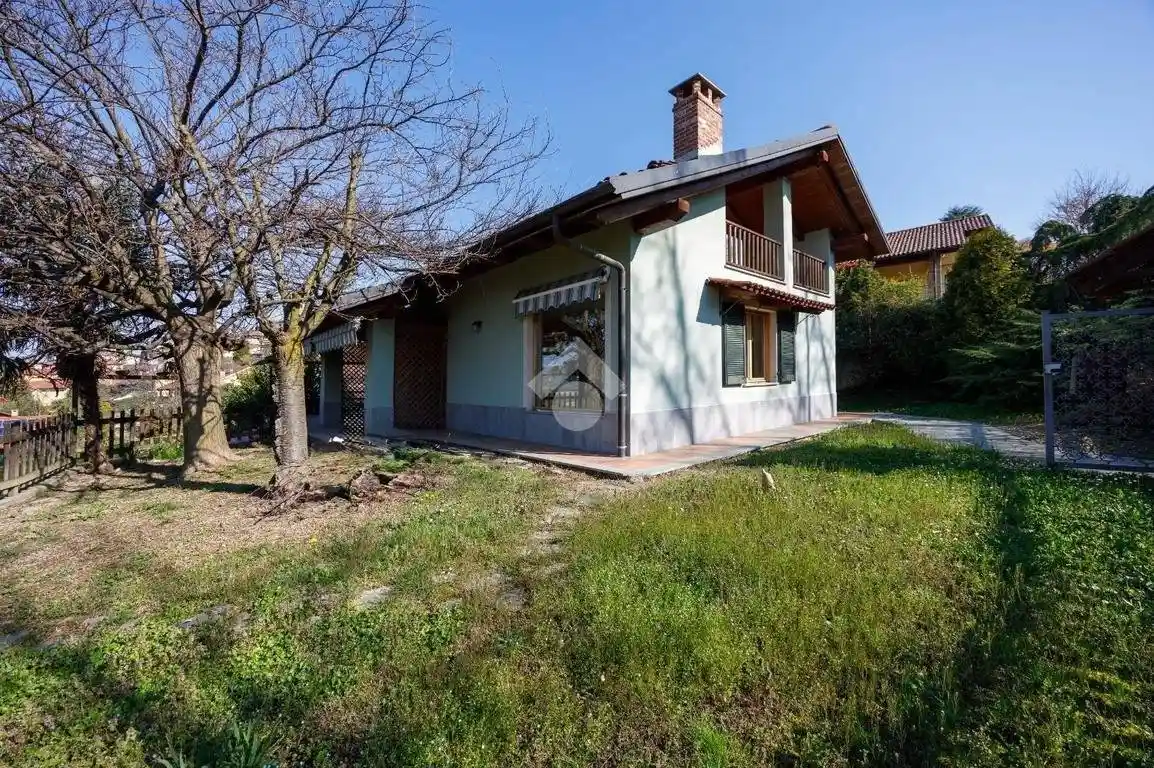 Villa in vendita a Marentino