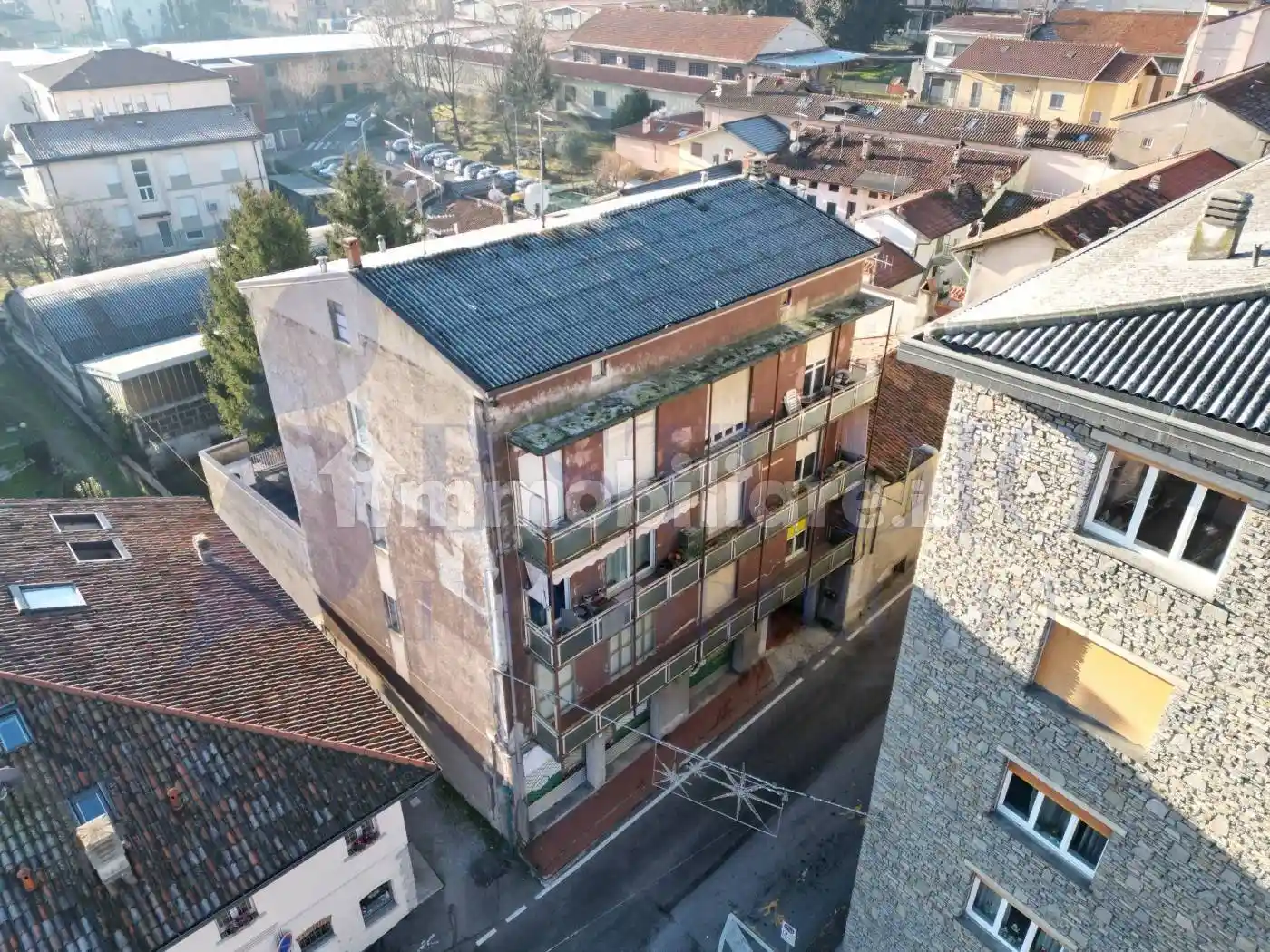 Palazzo - Edificio in vendita a Olginate
