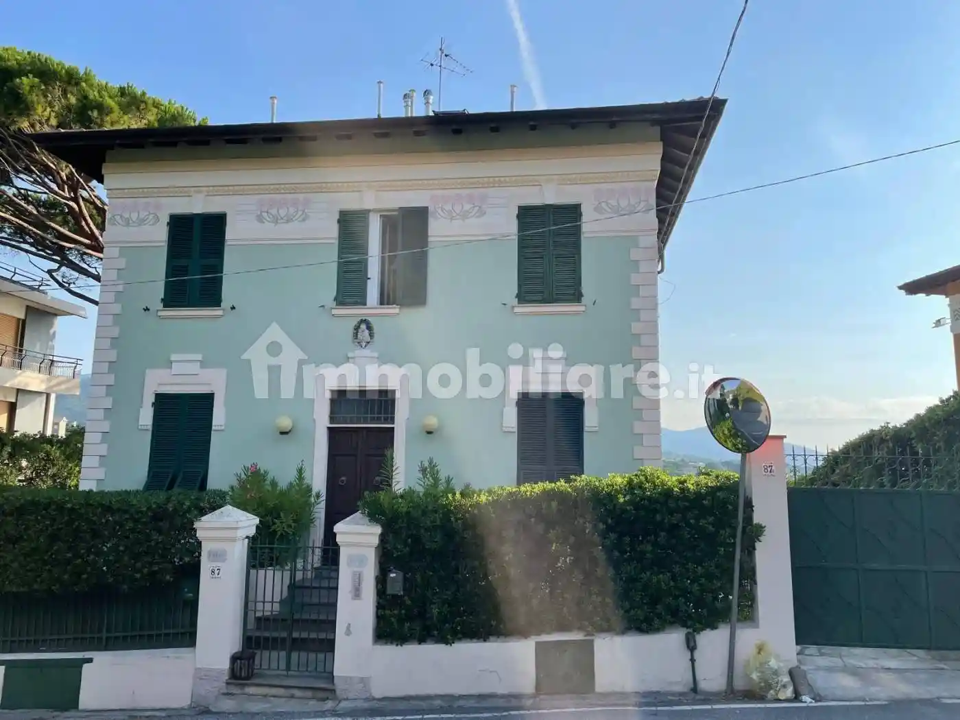 Appartamento in affitto a Celle Ligure