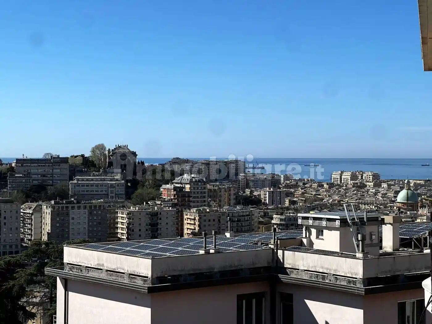 Appartamento in vendita a Genova