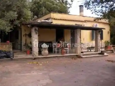 Villetta a schiera in vendita a Velletri