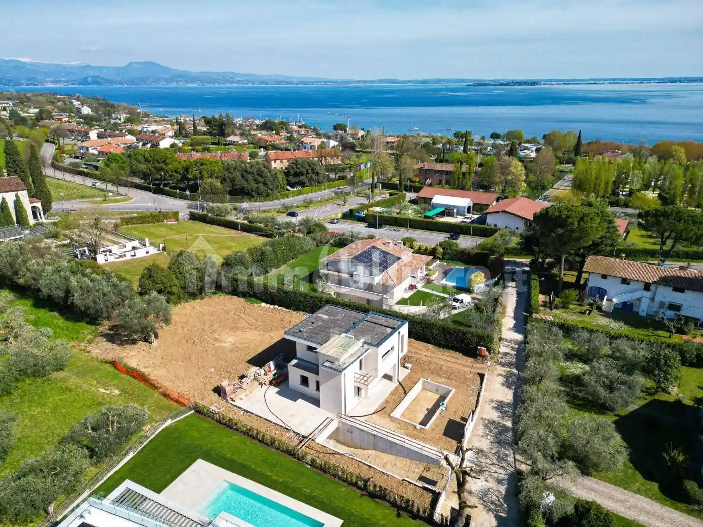 Villa in vendita a Moniga del Garda