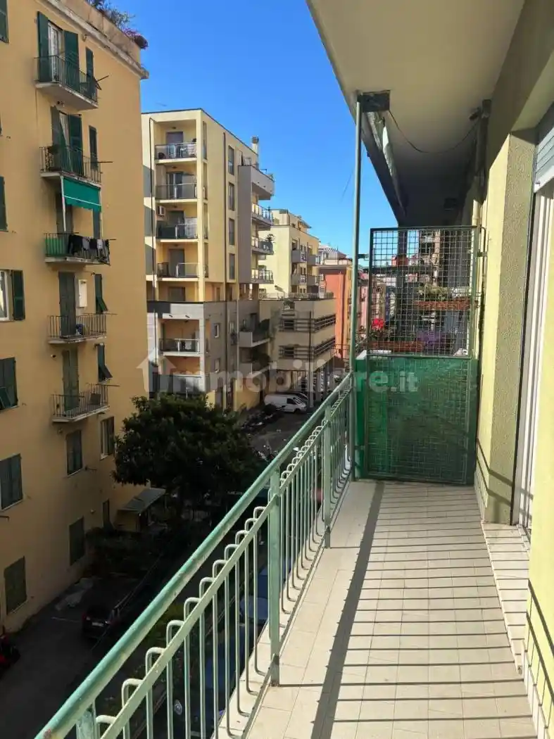 Appartamento in vendita a Genova