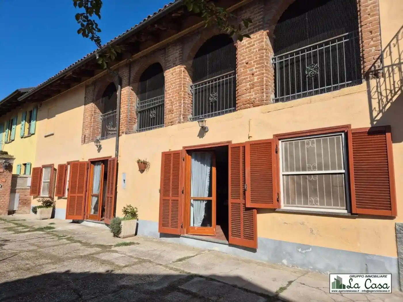 Casa indipendente in vendita a Dusino San Michele