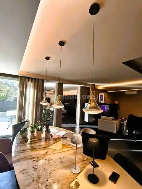 Villa in vendita a Villafranca di Verona