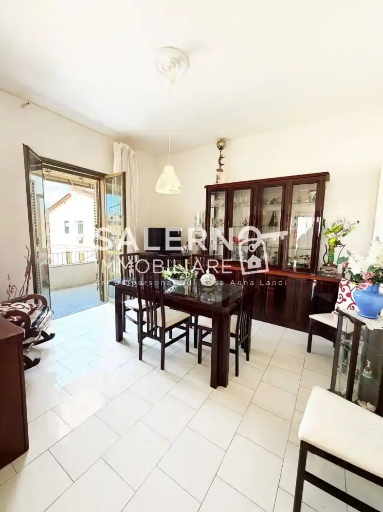 Appartamento in vendita a Salerno