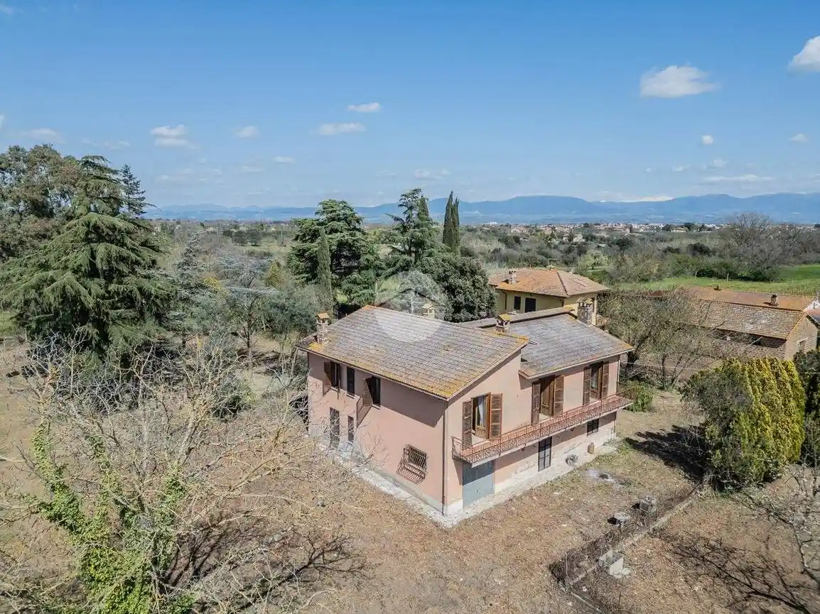 Villa in vendita a Civita Castellana