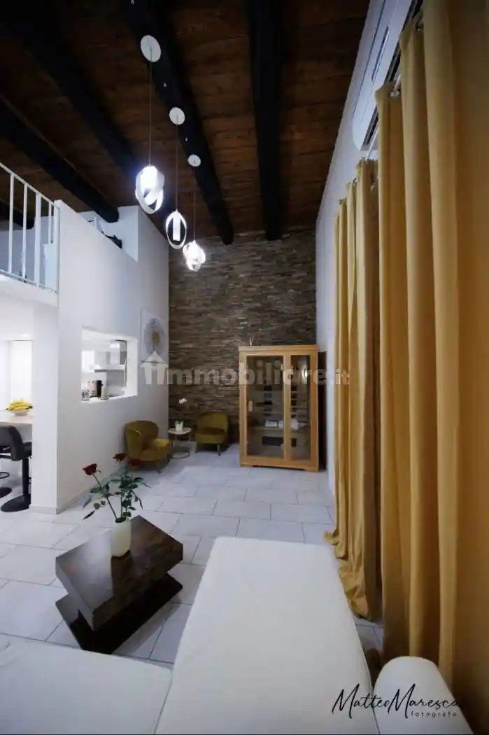 Appartamento in vendita a Salerno