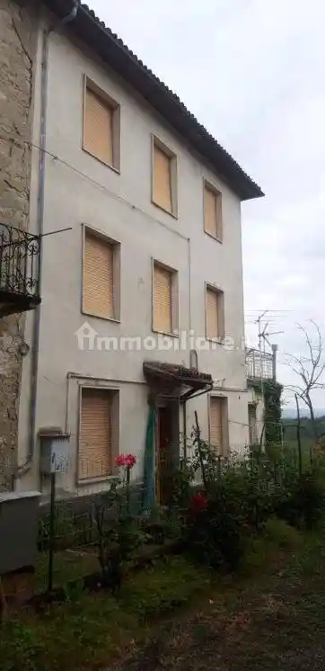 Villa in vendita a Montaldeo