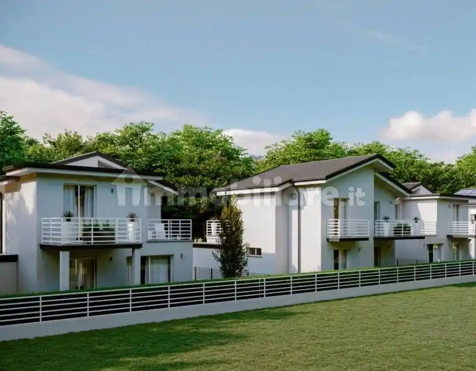 Villa in vendita a Oggiona con Santo Stefano