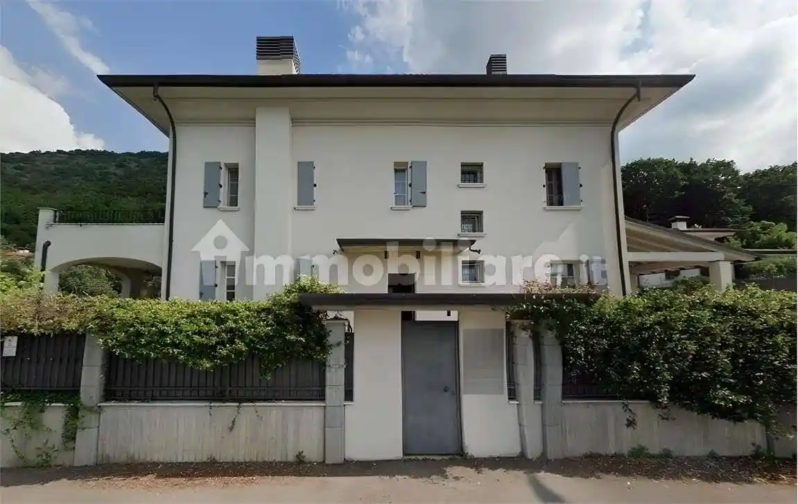 Villa in vendita a Concesio