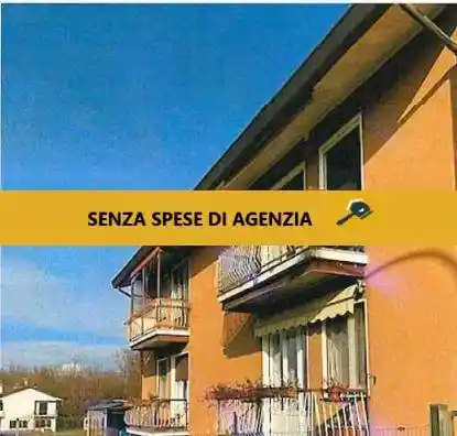 Appartamento in vendita a Angera