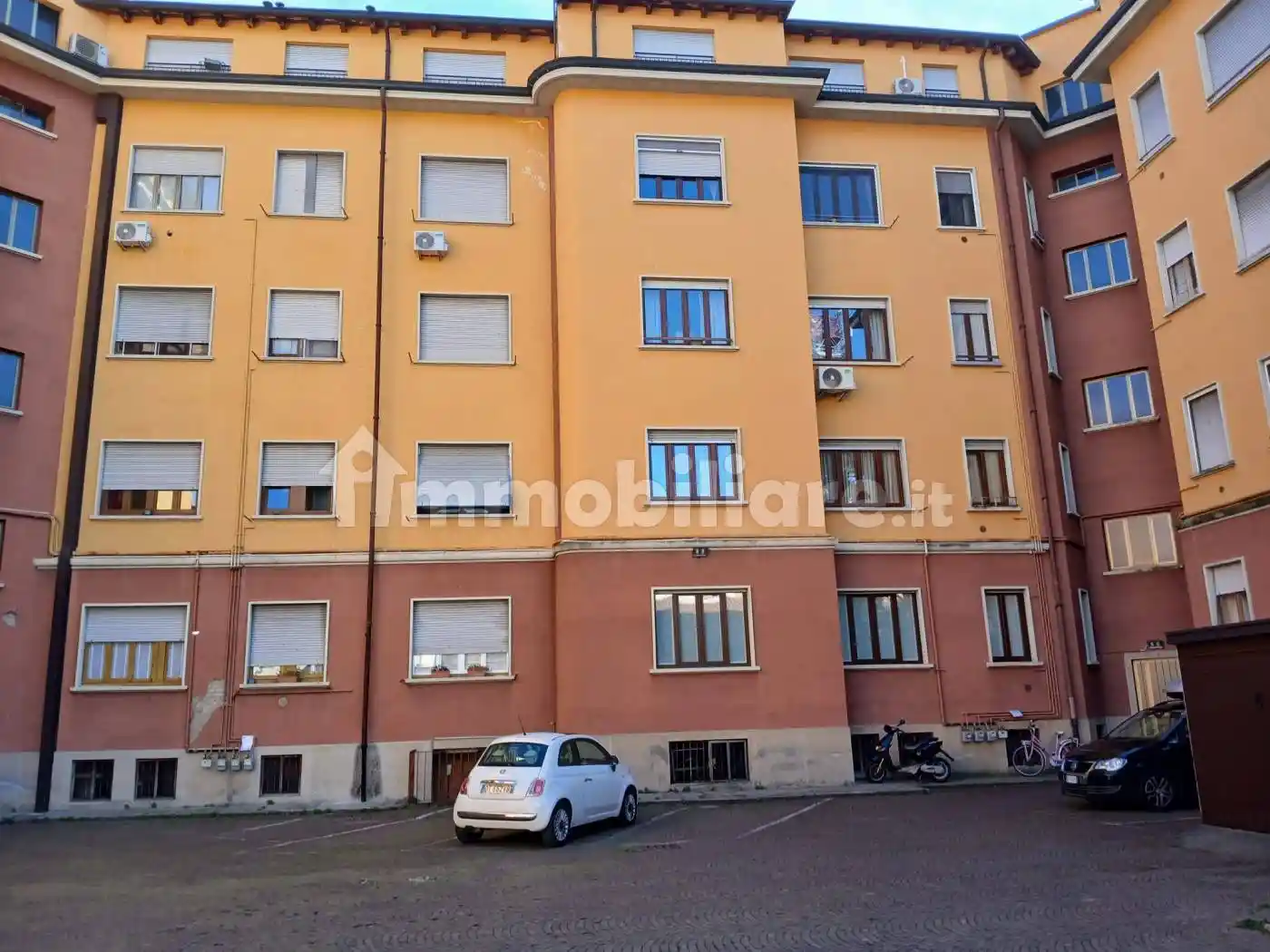Appartamento in vendita a Seregno