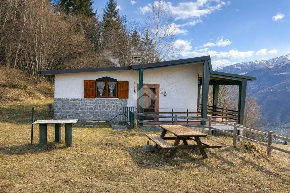 Casa indipendente in vendita a Tirano