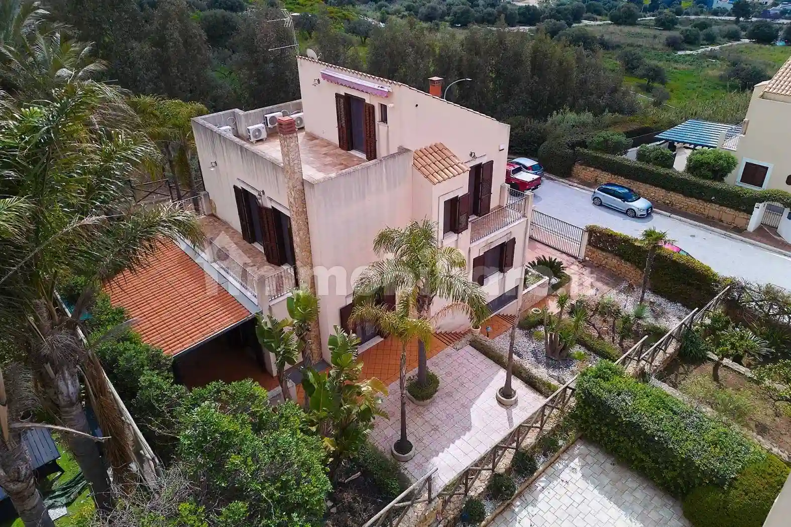 Villa - foto 2