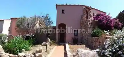 Appartamento in vendita a Arzachena