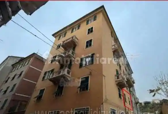Appartamento in vendita a Genova