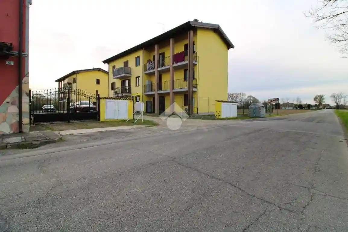 Appartamento in vendita a Castelletto di Branduzzo