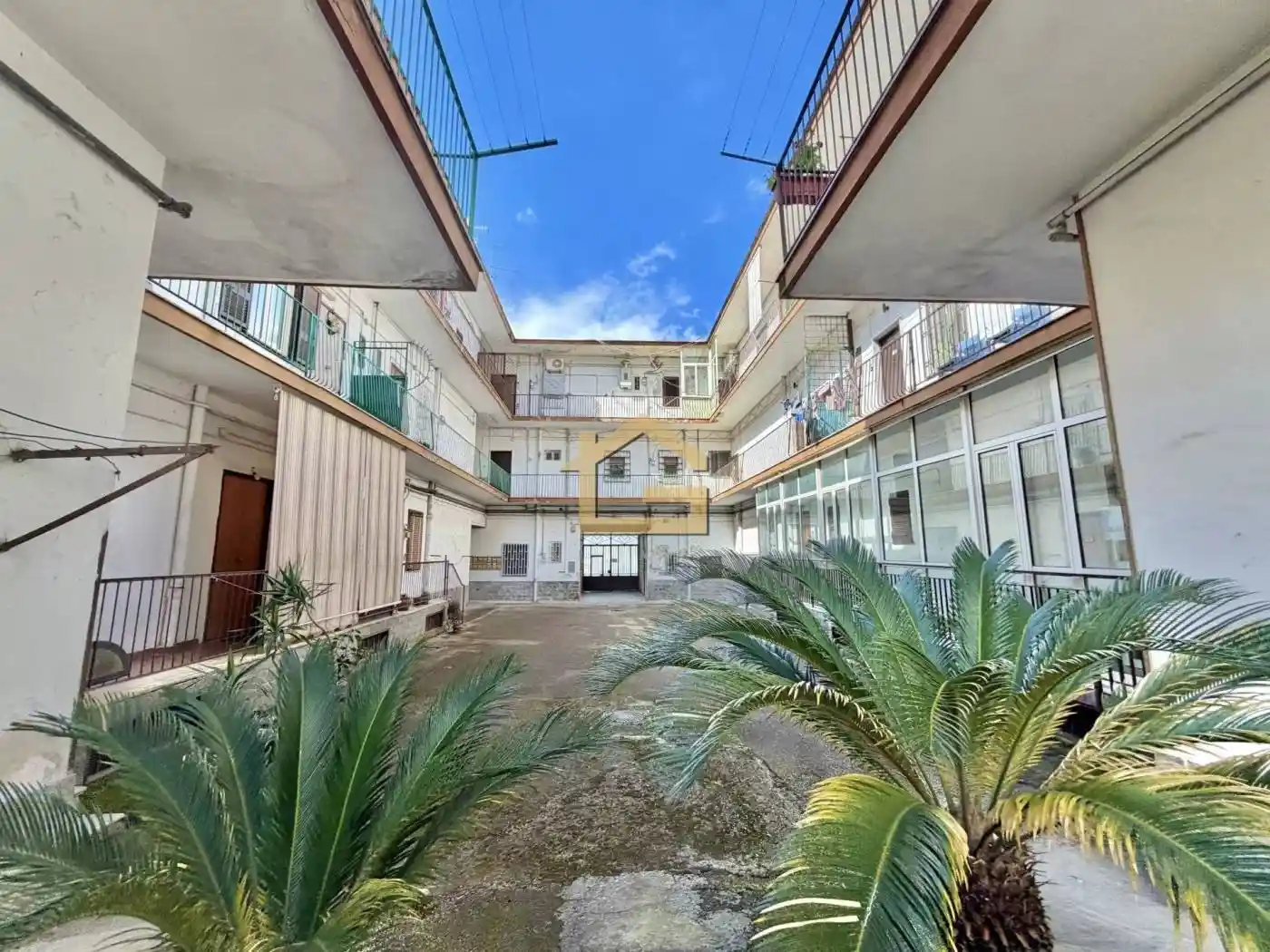 Appartamento in vendita a Napoli