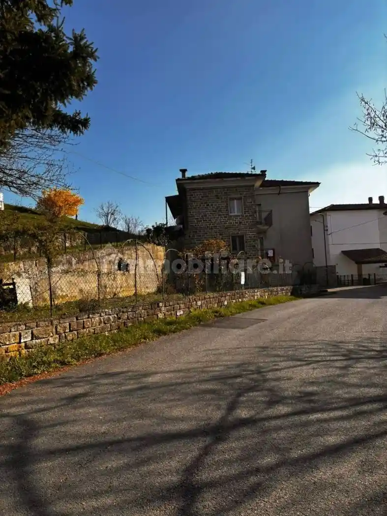 Villa in vendita a Alta Val Tidone
