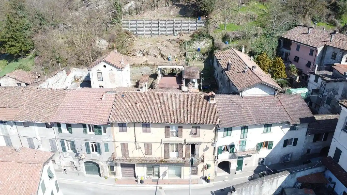 Appartamento in vendita a Gavi