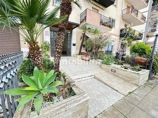 Appartamento in vendita a Palermo