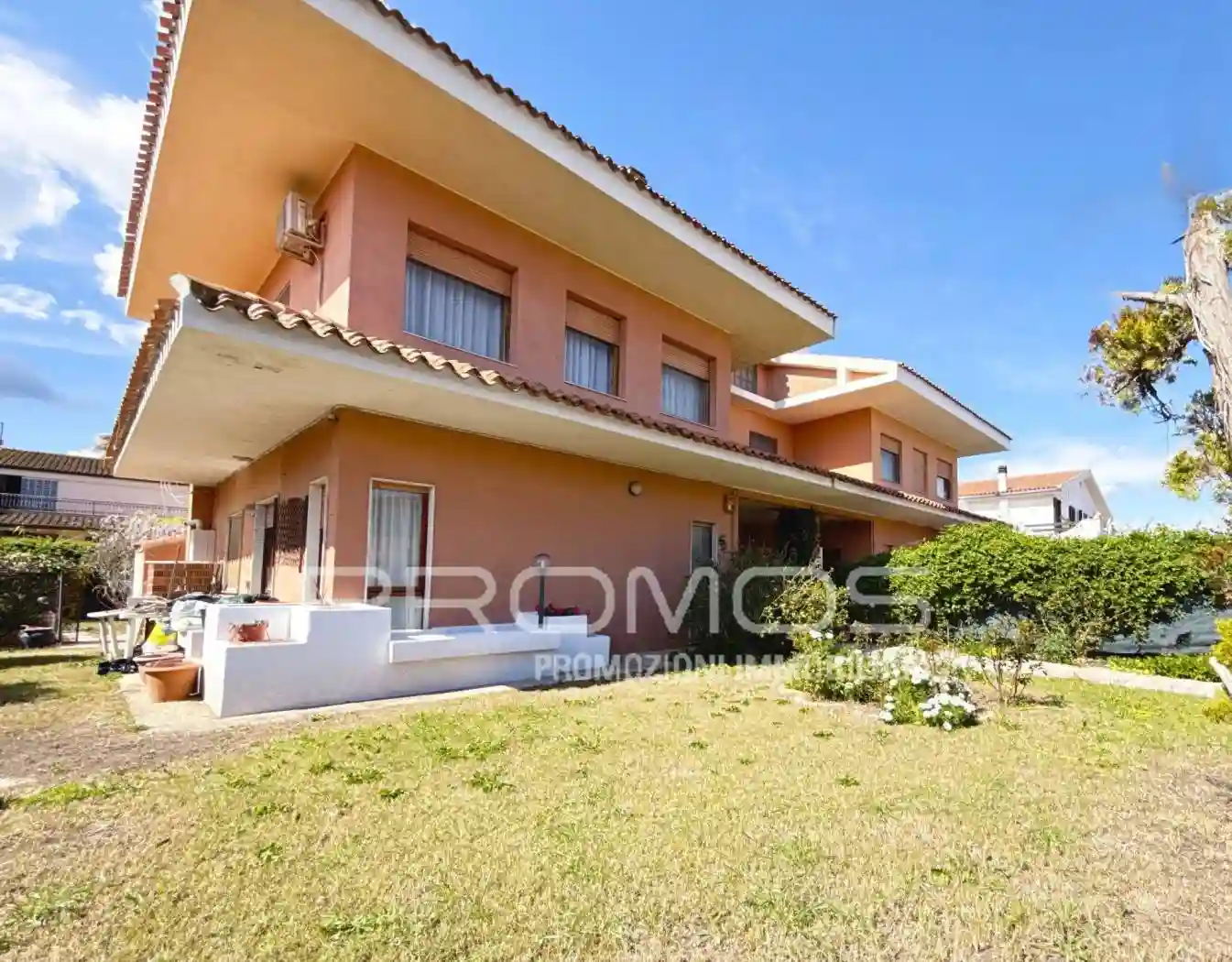 Villa - foto 2