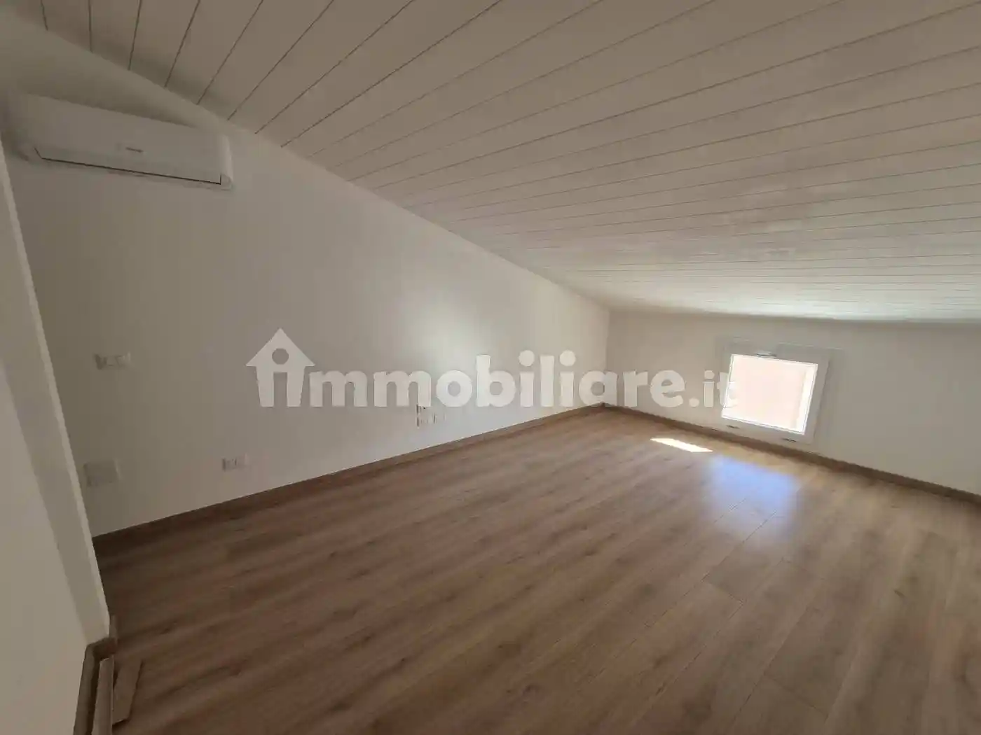 Appartamento in vendita a Toscolano-Maderno