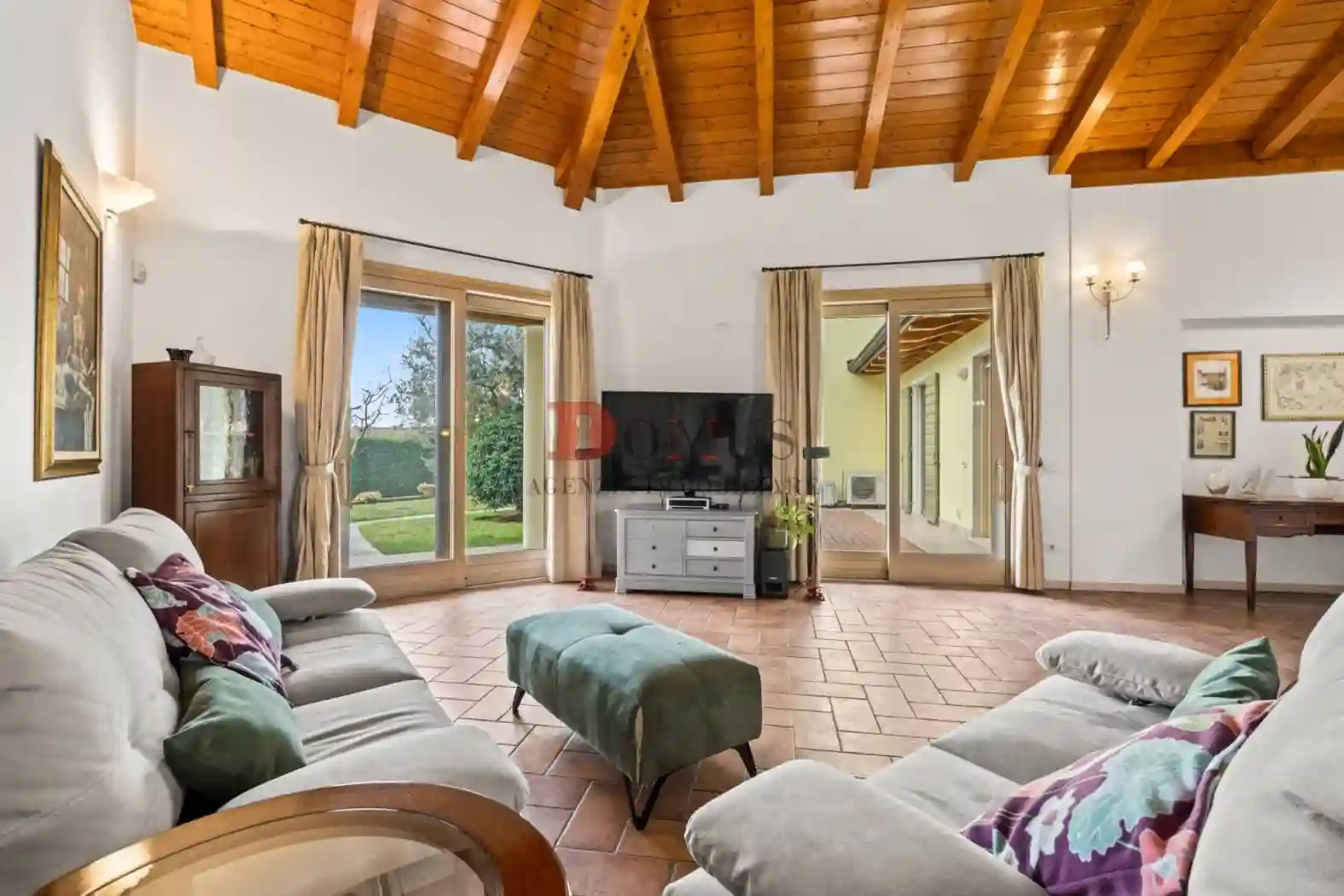 Villa - foto 2