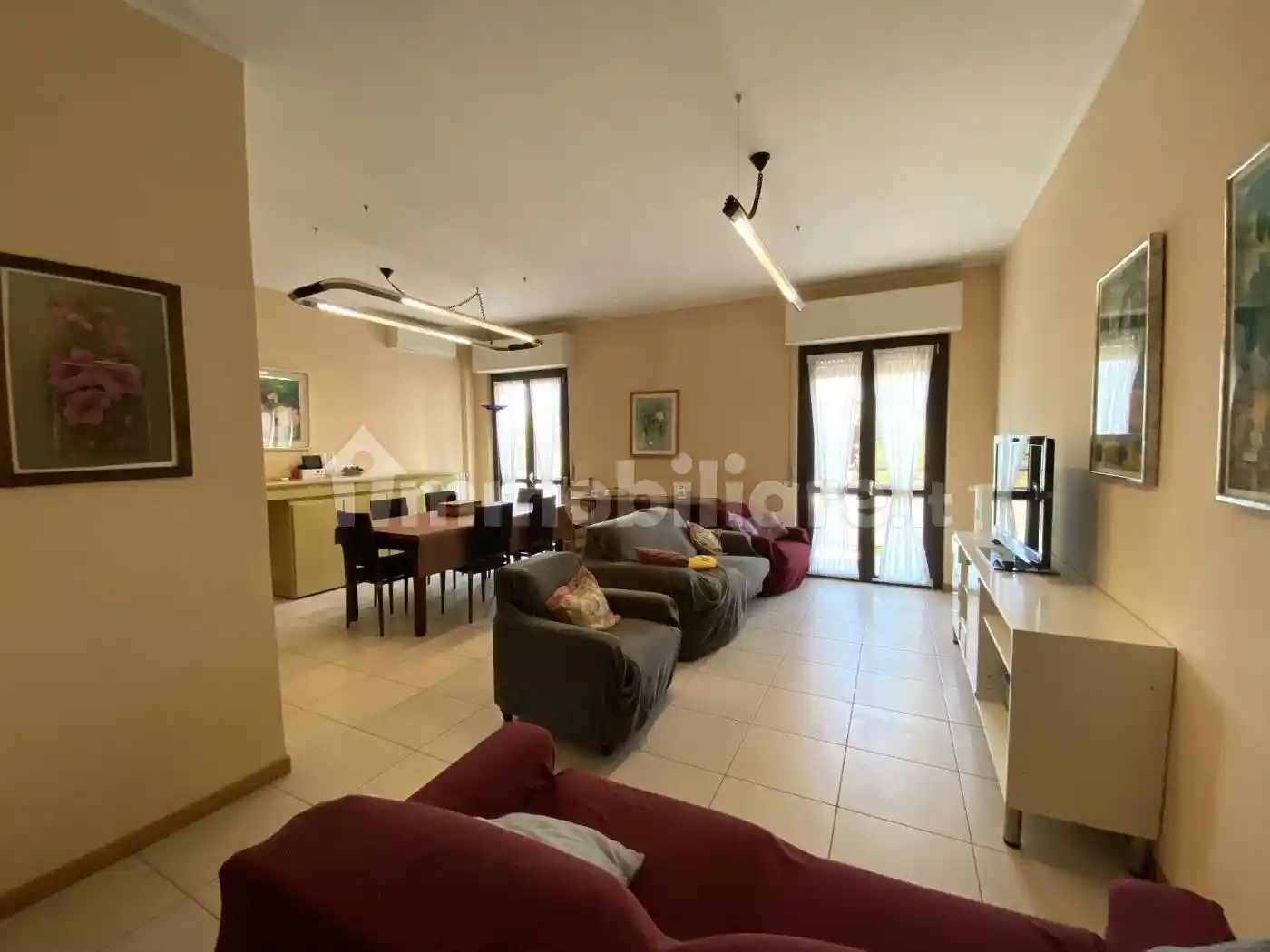 Appartamento in vendita a Novara