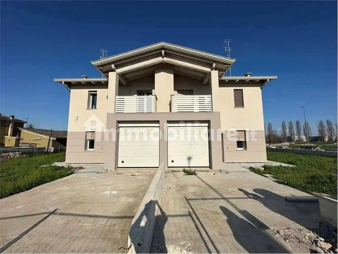 Villa in vendita a Concordia sulla Secchia