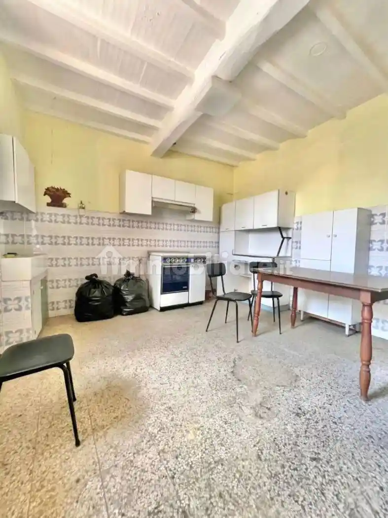 Casa indipendente in vendita a Perugia