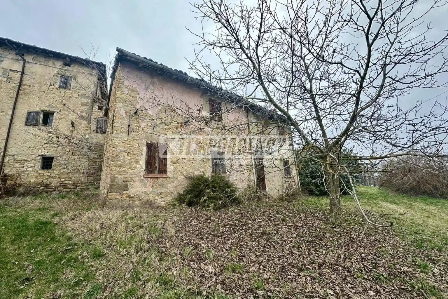 Casa indipendente in vendita a Serramazzoni