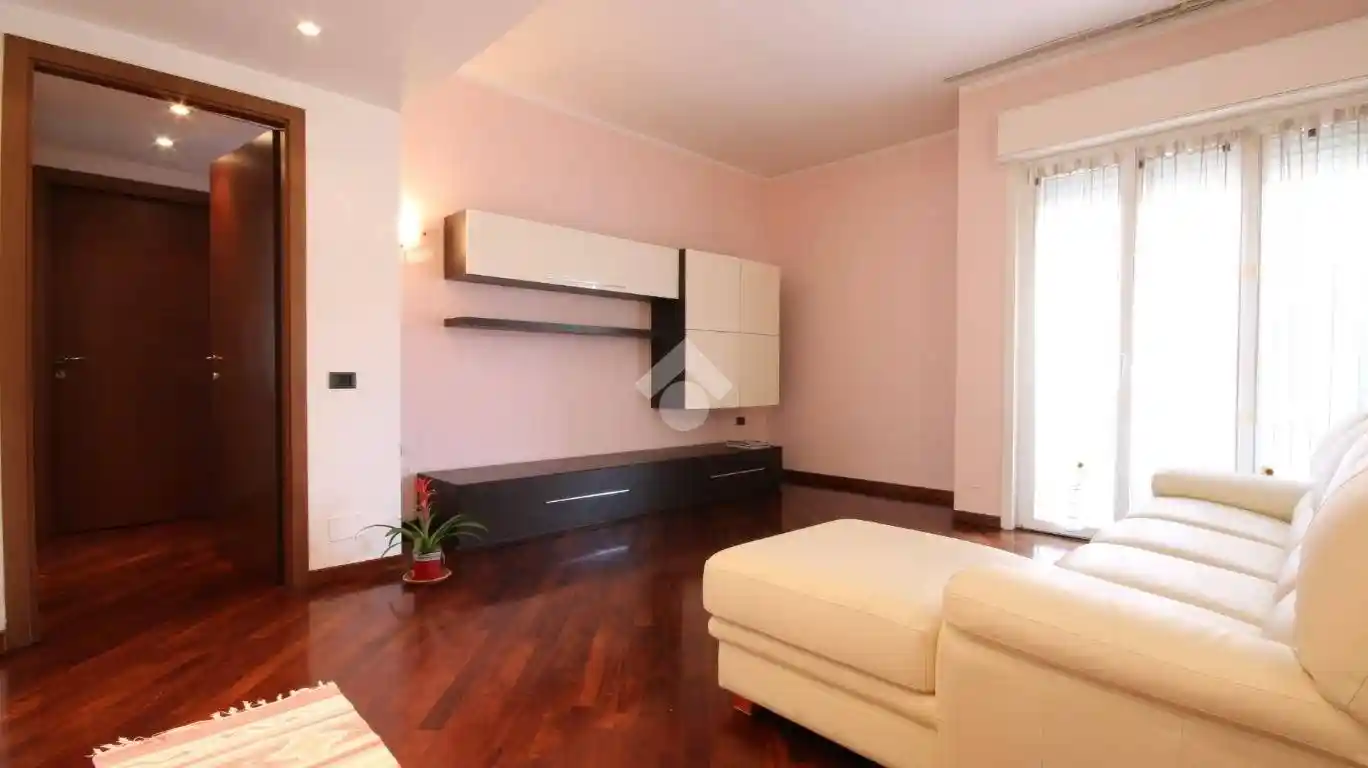 Appartamento in affitto a Como