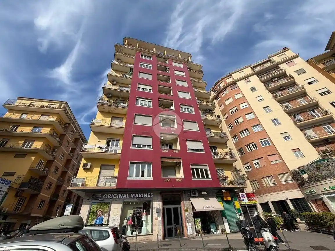 Appartamento in affitto a Napoli