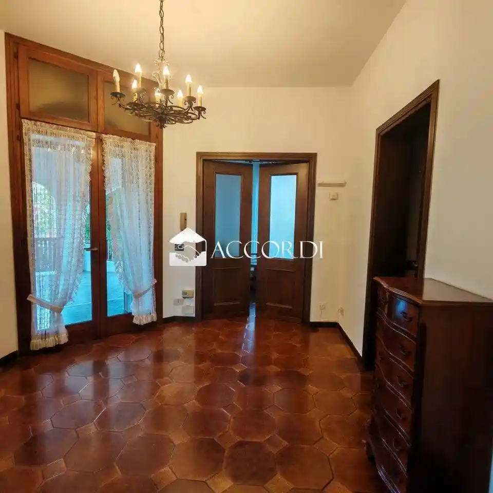 Villa in vendita a Castelcucco