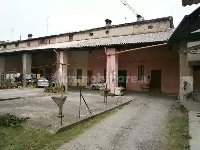 Rustico - Casale in vendita a Palazzo Pignano