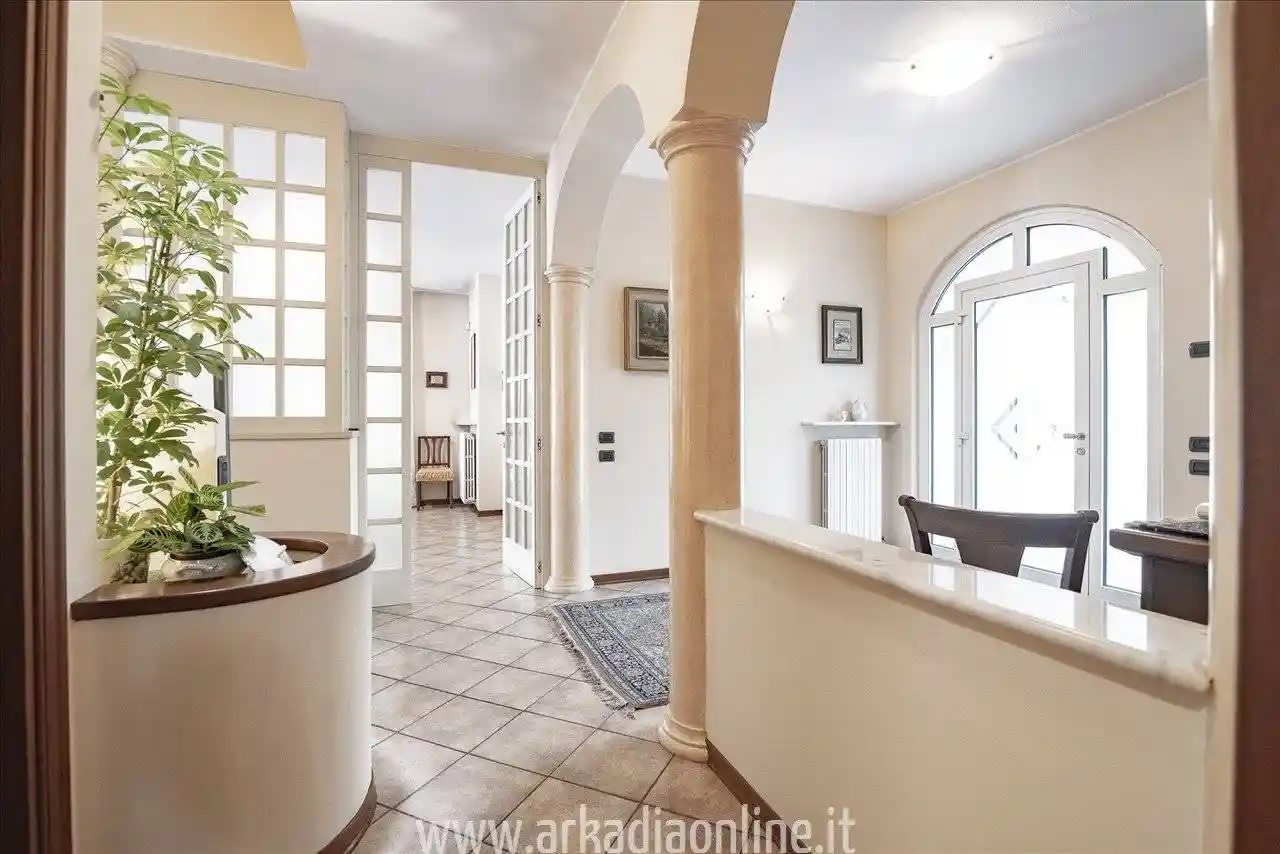 Casa indipendente in vendita a Piacenza