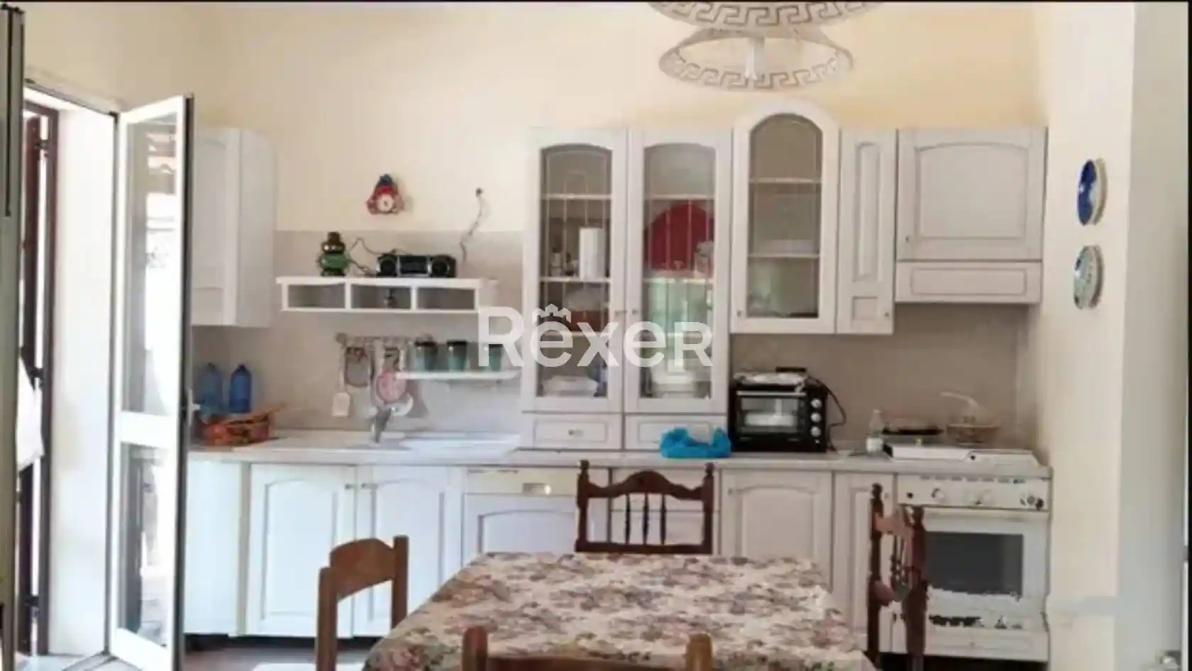 Villa in vendita a San Roberto