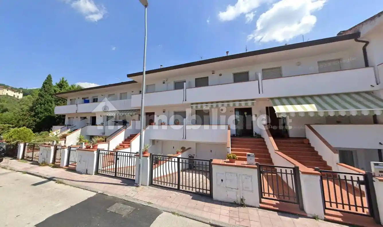 Villa in vendita a Serravalle Pistoiese