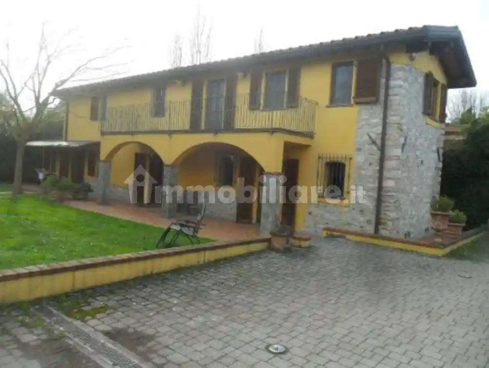 Casa indipendente in vendita a Pietrasanta